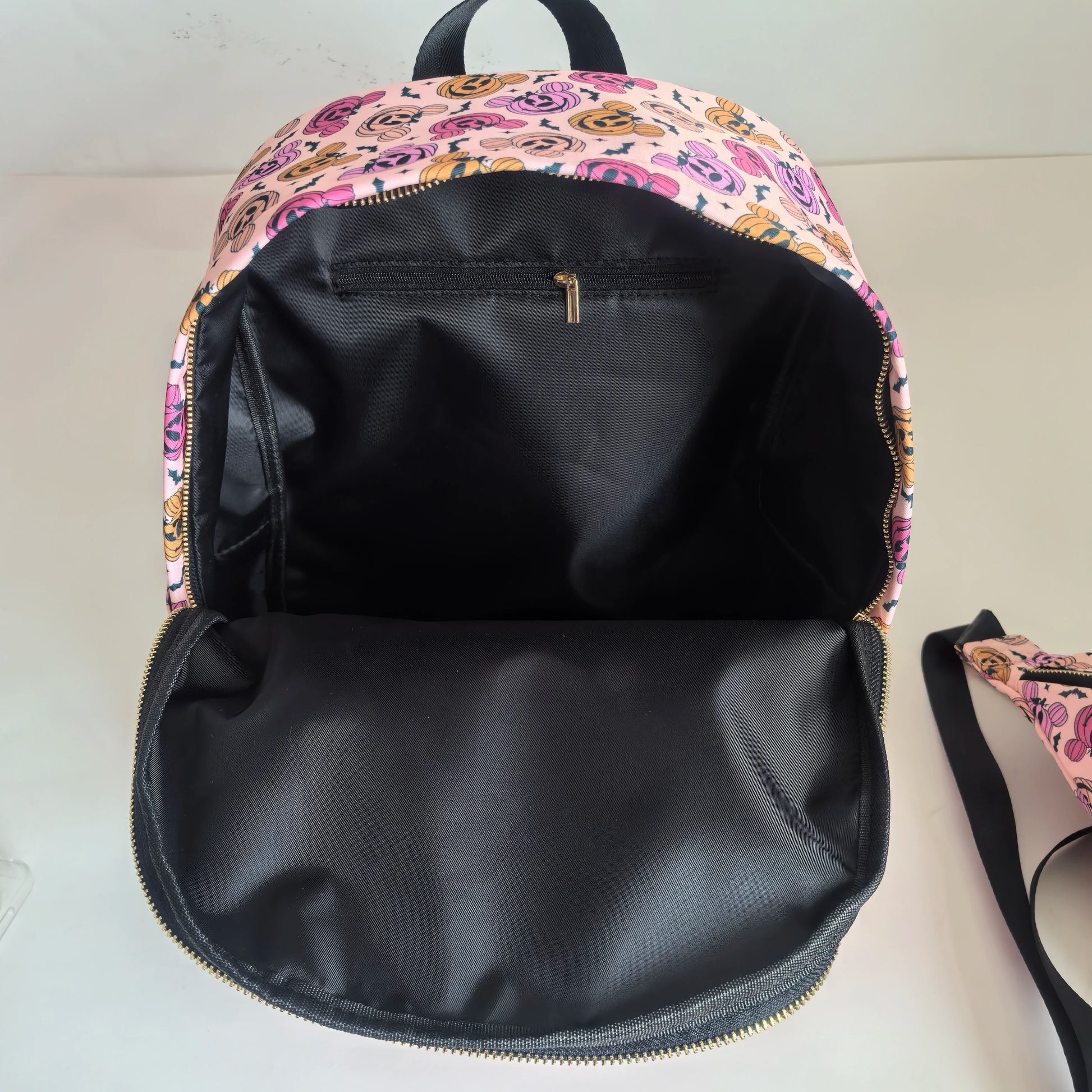 Custom All Over Print Personalized Waterproof Nylon Gold Metal Zipper School Backpack Women's Travel Pumpkin Halloween Backpack