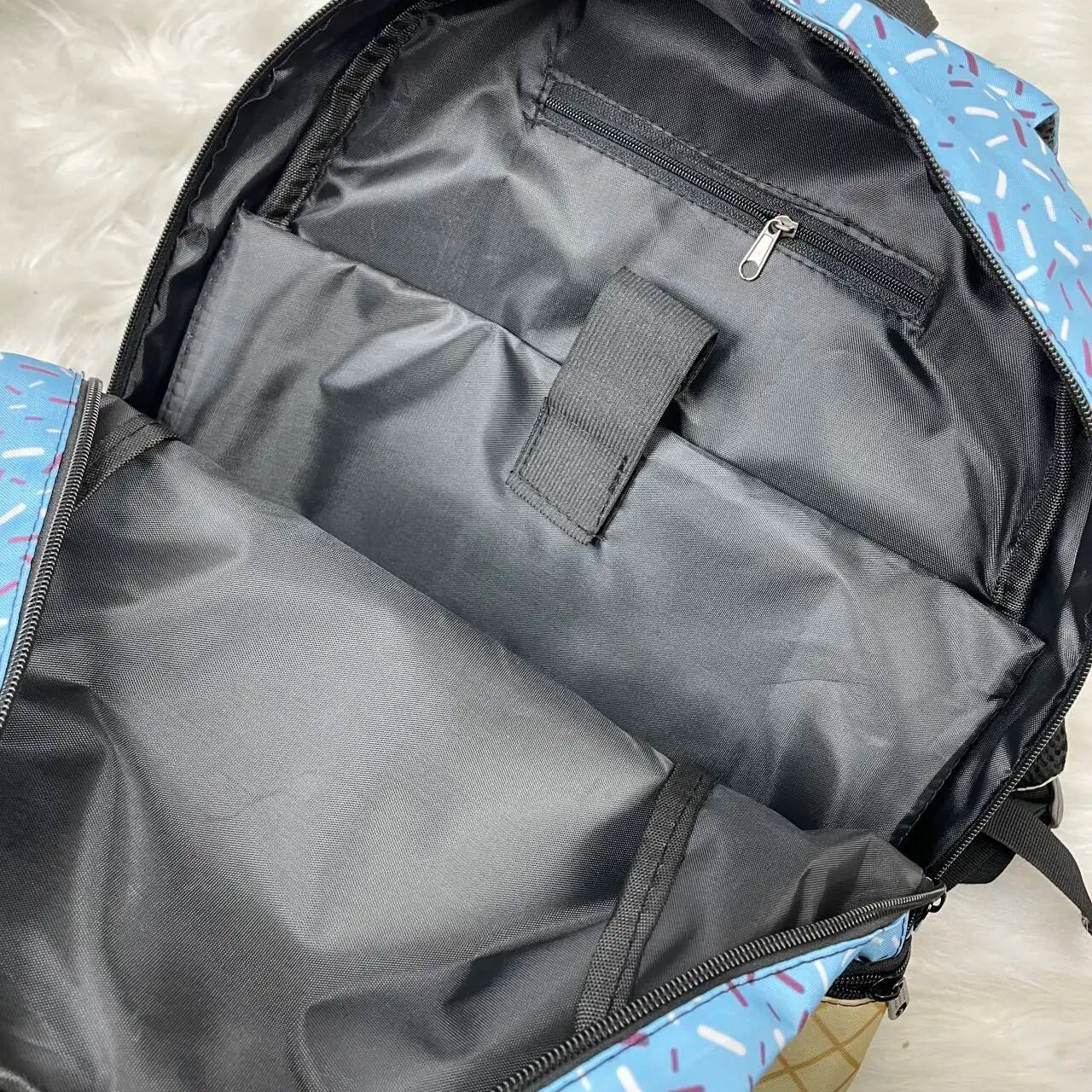 Custom Logo Blue Ice Cream Print Travel Backpack Foldable and Soft Cute Vintage School Bag for Girls Students Wholesale