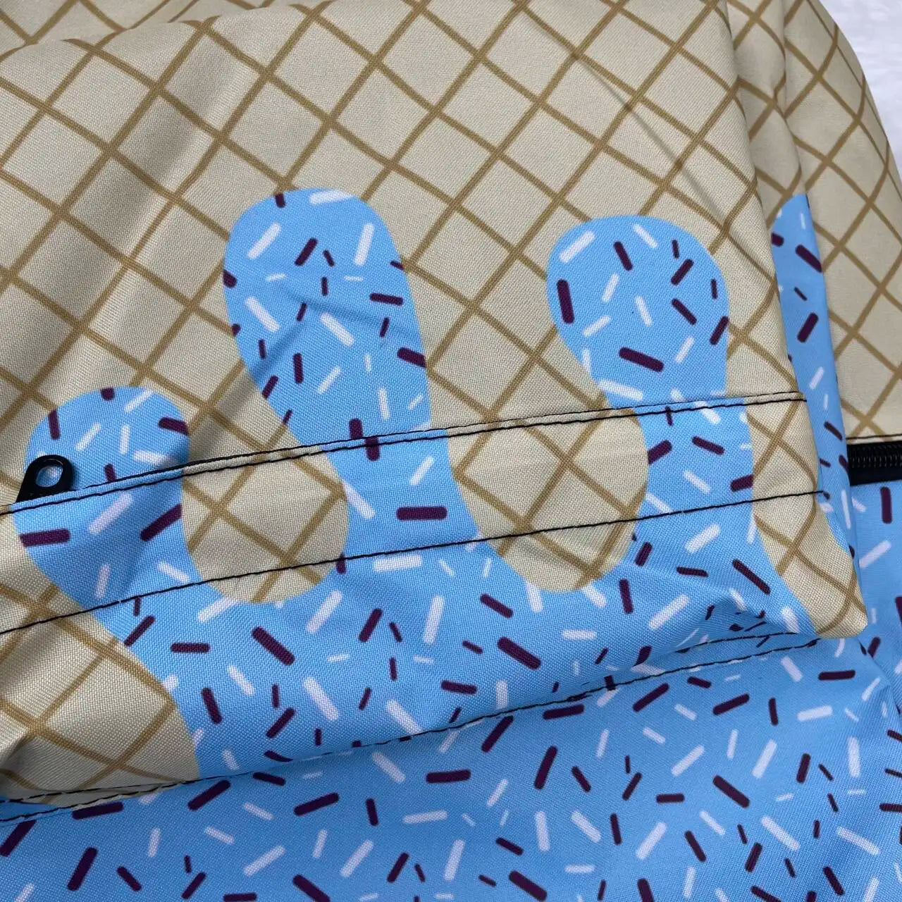 Custom Logo Blue Ice Cream Print Travel Backpack Foldable and Soft Cute Vintage School Bag for Girls Students Wholesale